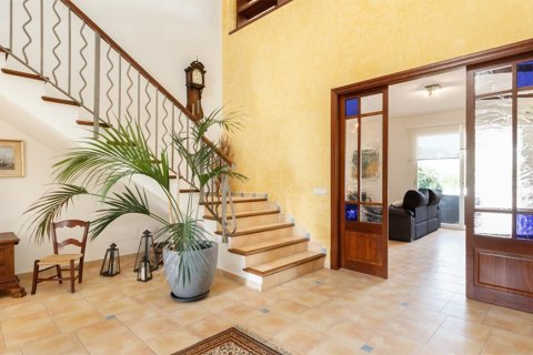 Villa for sale in Inca, Mallorca, Spain 4 bedrooms, 375 sq.m. No. 148007 - photo 29