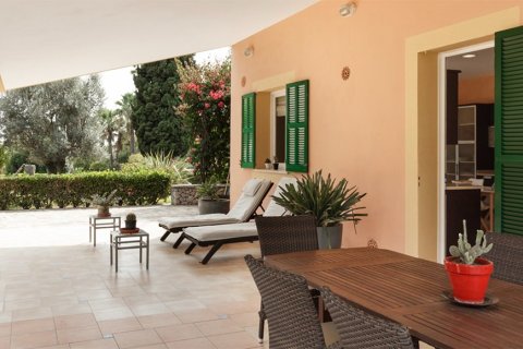 Villa for sale in Inca, Mallorca, Spain 4 bedrooms, 375 sq.m. No. 148007 - photo 21