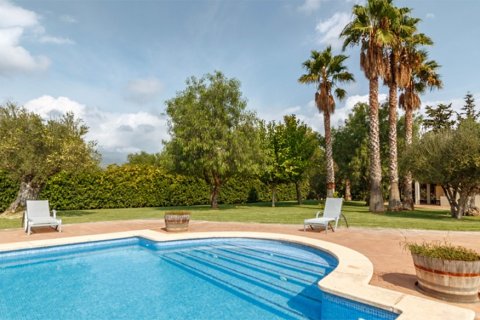 Villa for sale in Inca, Mallorca, Spain 4 bedrooms, 375 sq.m. No. 148007 - photo 3