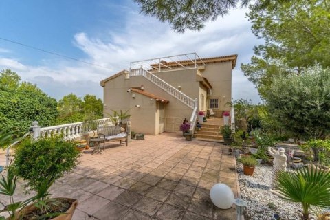 Huvila myytävänä Pinar De Campoverde, Alicante, Espanja, 3 makuuhuonetta, 256 m2 No. 144042 - kuva 5