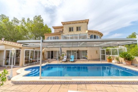 Huvila myytävänä Pinar De Campoverde, Alicante, Espanja, 3 makuuhuonetta, 256 m2 No. 144042 - kuva 2
