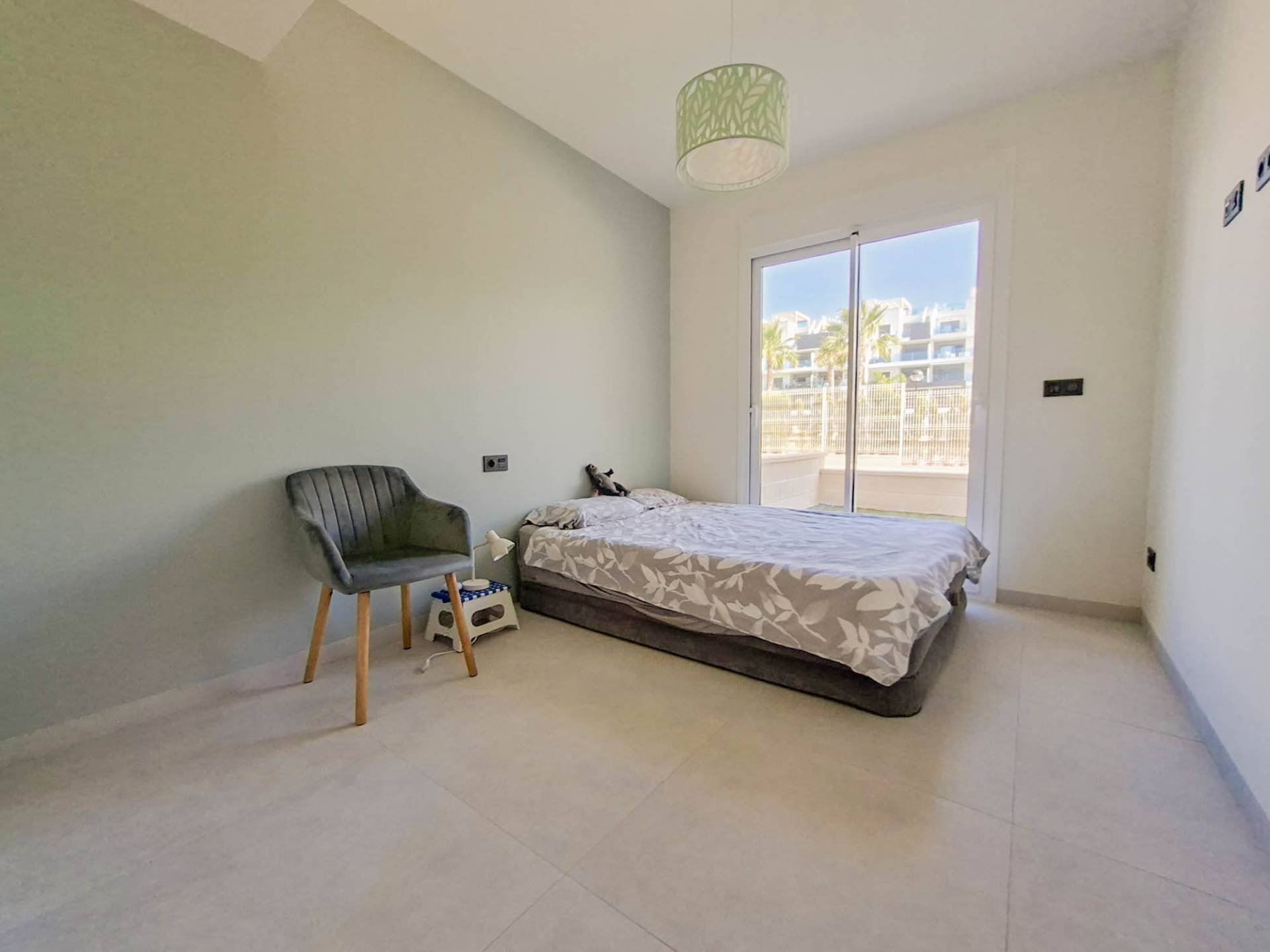 Apartment in Guardamar del Segura, Alicante, Spain 2 bedrooms,  No. 195384