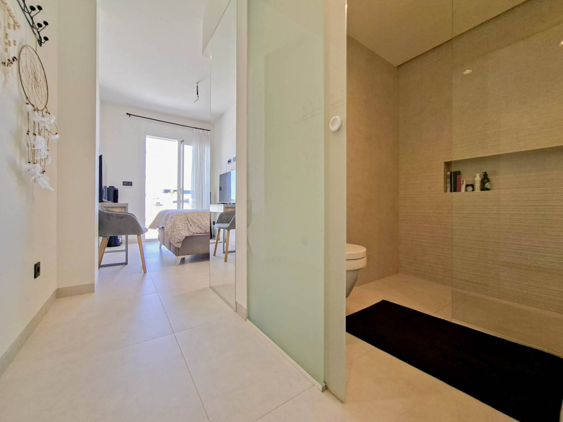 Apartment in Guardamar del Segura, Alicante, Spain 2 bedrooms,  No. 195384