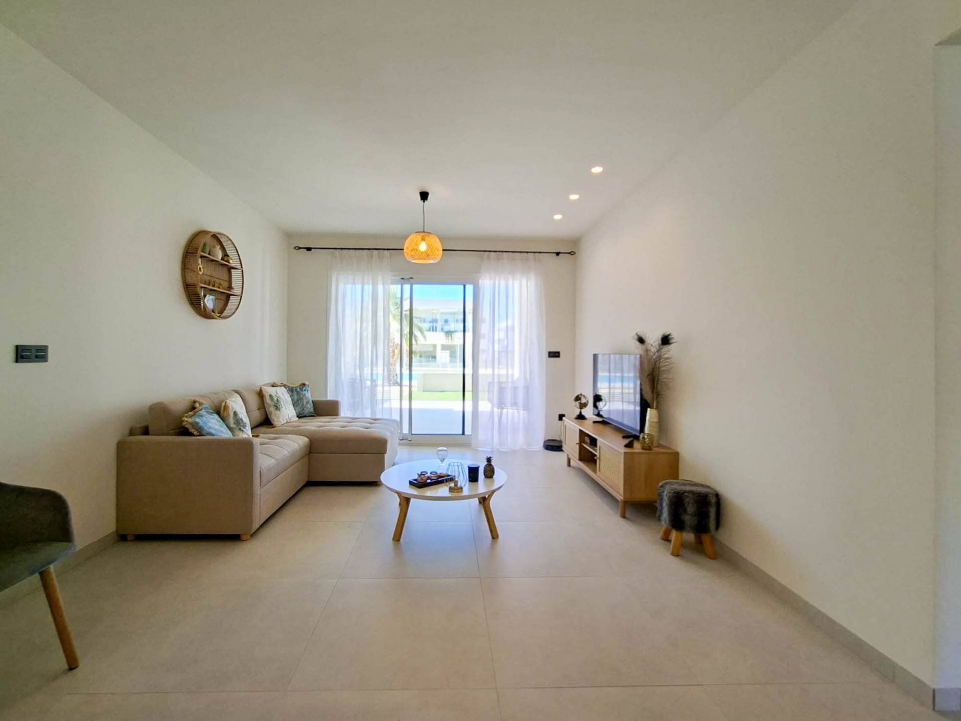 Apartment in Guardamar del Segura, Alicante, Spain 2 bedrooms,  No. 195384