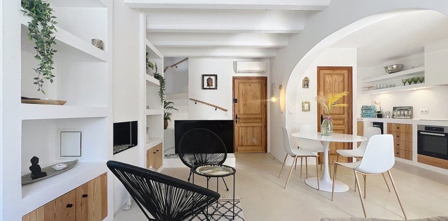 Villa in Benissa, Alicante, Spain 3 bedrooms, 150 sq.m. No. 195386