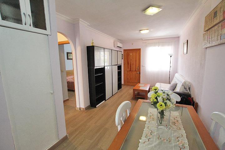 Bungalow in Guardamar del Segura, Alicante, Spain 2 bedrooms, 86 sq.m. No. 195382