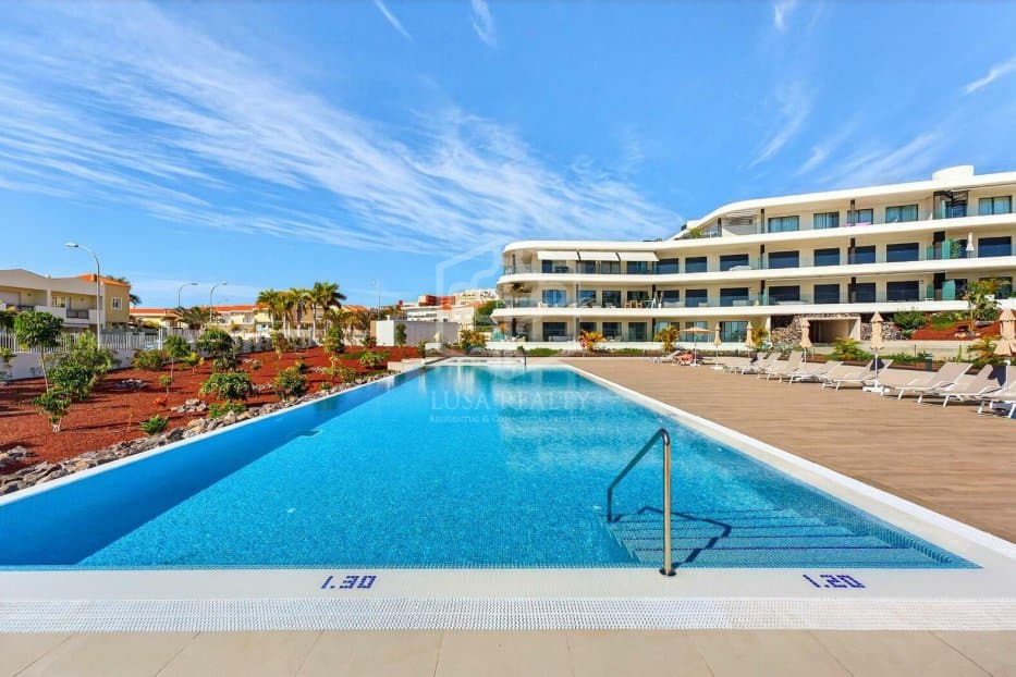 Apartamento en Adeje, Tenerife, España 2 dormitorios, 110 m2 No. 182681