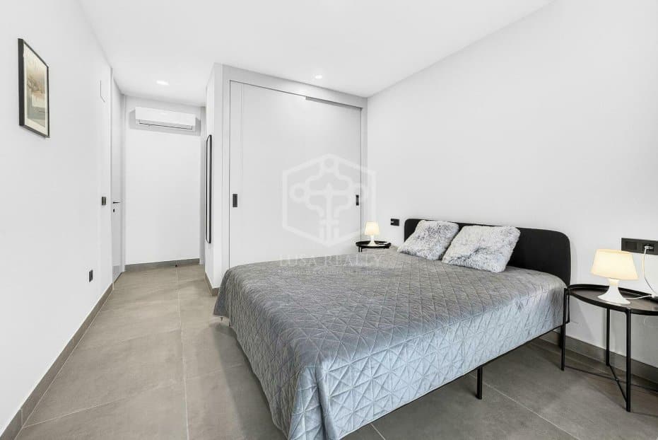 Apartamento en Adeje, Tenerife, España 2 dormitorios, 110 m2 No. 182681