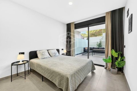 Dzīvoklis pārdošanā Adeje, Tenerife, Spānijā 2 istabas, 110 m2 Nr. 182681 - attēls 13