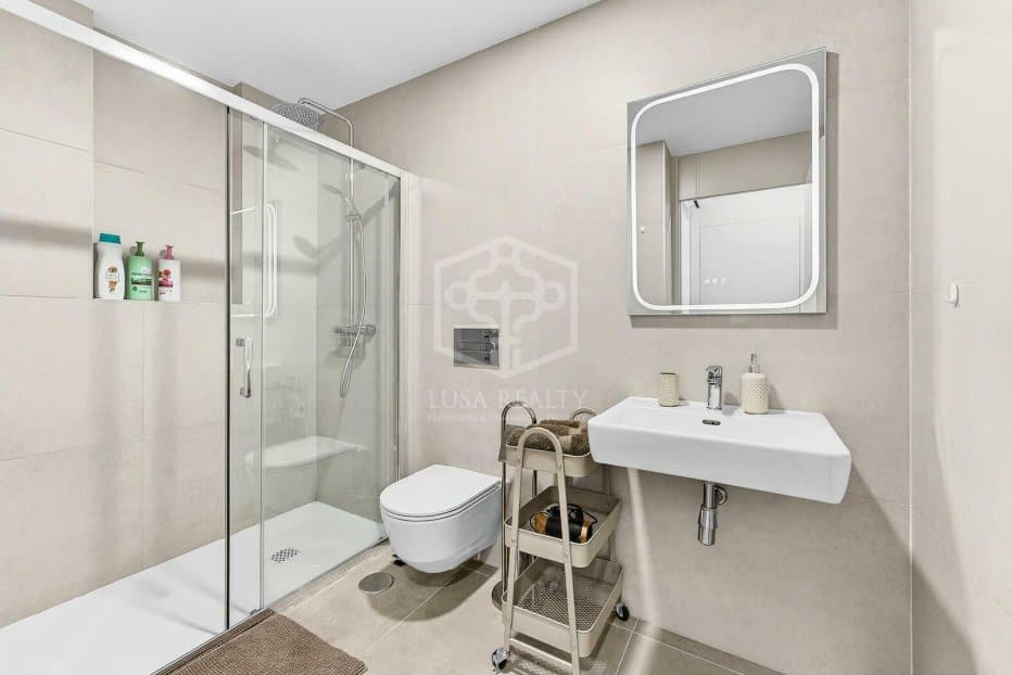 Apartamento en Adeje, Tenerife, España 2 dormitorios, 110 m2 No. 182681