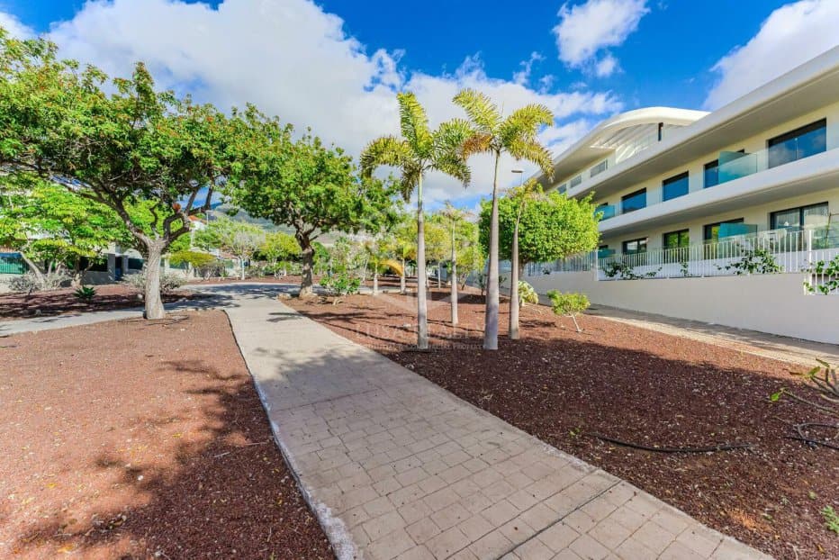 Apartamento en Adeje, Tenerife, España 2 dormitorios, 110 m2 No. 182681
