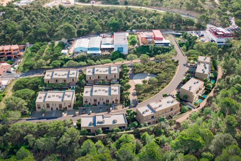 Paritalo myytävänä Begur, Girona, Espanja, 4 makuuhuonetta, 249 m2 No. 182684 - kuva 7