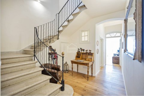 Radhus till salu i Alaior, Menorca, Spanien 4 sovrum, 344 kvm. Nr. 182680 - foto 10