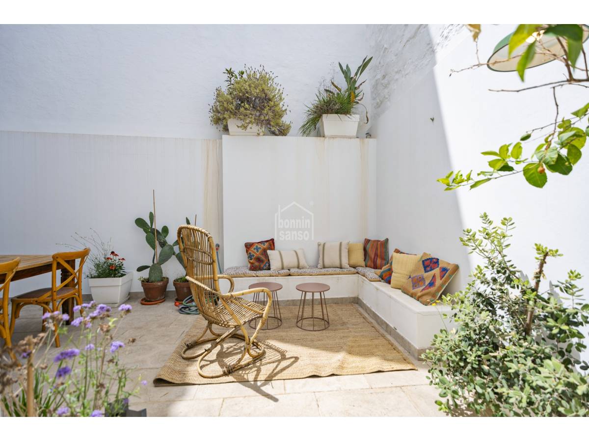 Radhus i Alaior, Menorca, Spanien 4 sovrum, 344 kvm. Nr. 182680