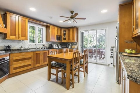 Villa à vendre à Mallorca, Espagne, 6 chambres, 639 m2 No. 143941 - photo 28