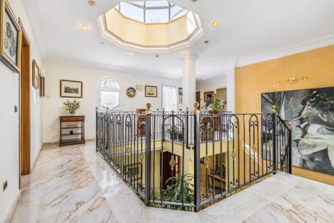 Villa à vendre à Mallorca, Espagne, 6 chambres, 639 m2 No. 143941 - photo 9