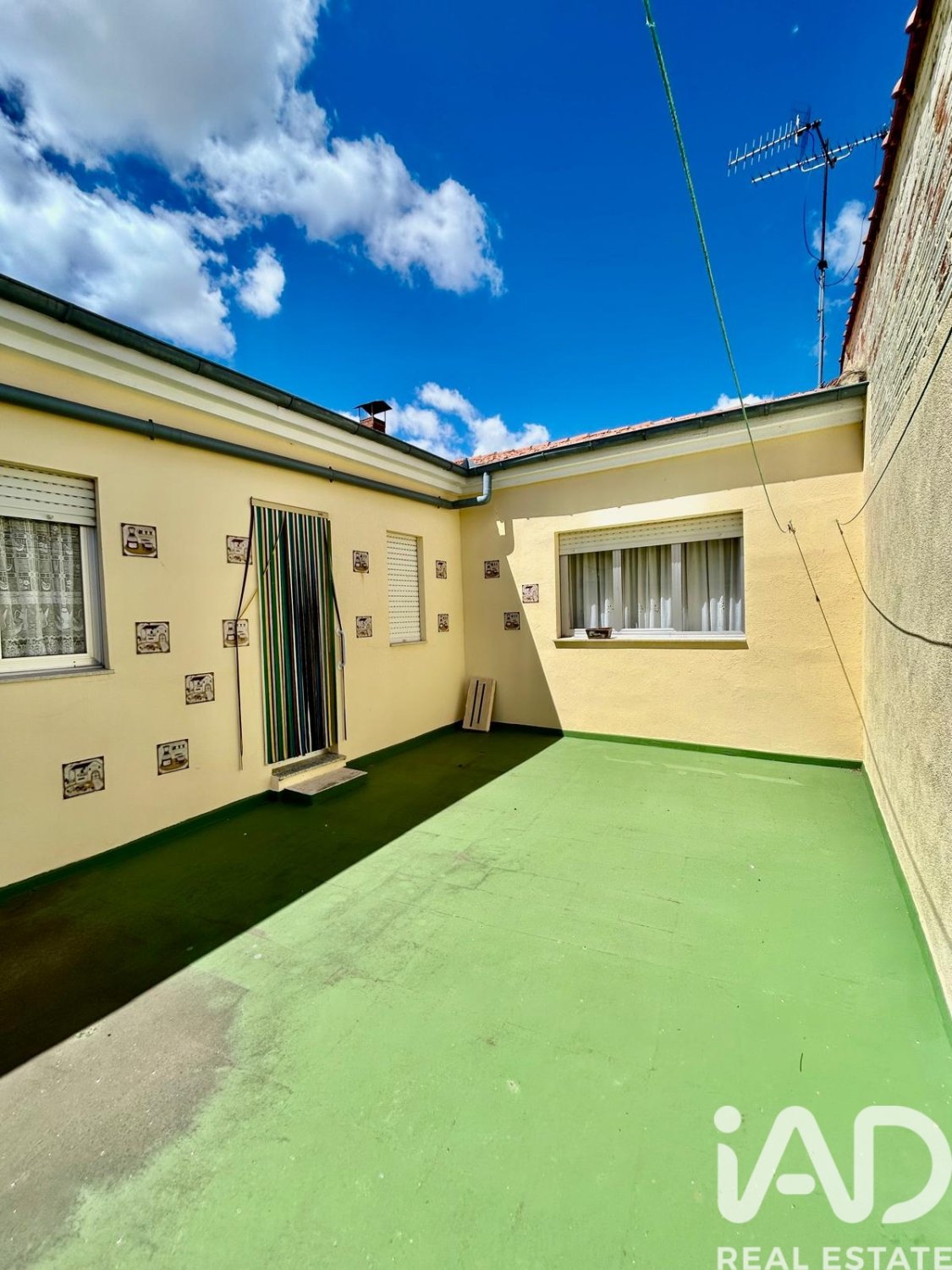 Casa a La Baneza, Leon, Spagna 3 camere da letto, 252 mq. N° 184805
