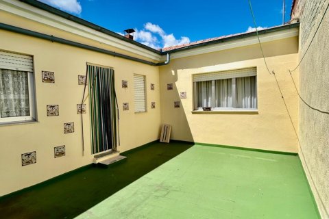 House for sale in La Baneza, Leon, Spain 3 bedrooms, 252 sq.m. No. 184805 - photo 15