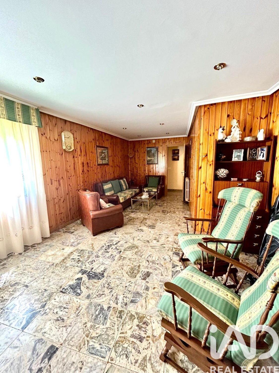 Casa a La Baneza, Leon, Spagna 3 camere da letto, 252 mq. N° 184805