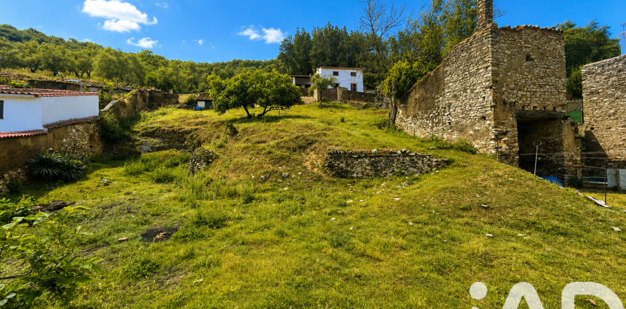 Land plot in Galaroza, Huelva, Spain 1218 sq.m. No. 184810