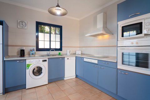 Продажа бунгало Плайя-Бланка, Лансароте, Испания 2 спальни, 85м2 №69257 - фото 6