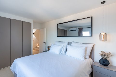 Dúplex en venta en Santa Ponsa, Mallorca, España 2 dormitorios, 220 m2 No. 143425 - foto 12