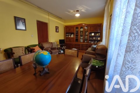 House for sale in San Justo de la Vega, Leon, Spain 5 bedrooms, 391 sq.m. No. 185374 - photo 7