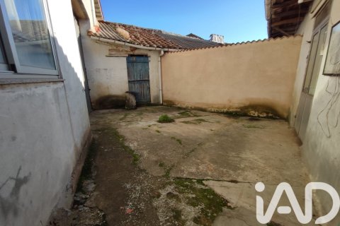 House for sale in San Justo de la Vega, Leon, Spain 5 bedrooms, 391 sq.m. No. 185374 - photo 26