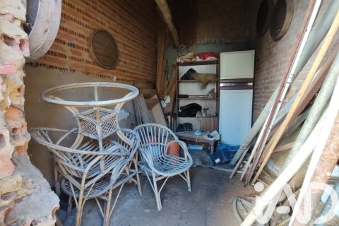 House for sale in San Justo de la Vega, Leon, Spain 5 bedrooms, 391 sq.m. No. 185374 - photo 21