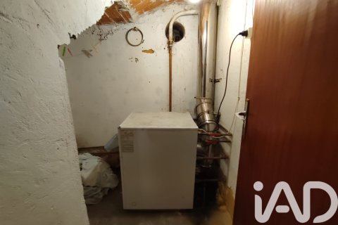 House for sale in San Justo de la Vega, Leon, Spain 5 bedrooms, 391 sq.m. No. 185374 - photo 22