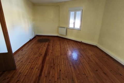Huoneisto Santa Maria del Paramo, Leon, Espanja 3 makuuhuonetta, 110 m2 No. 185405