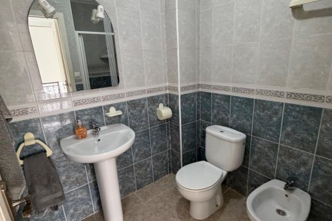 Duplex in vendita a La Zenia, Alicante, Spagna 4 camere da letto, 120 mq. N° 179578 - foto 23