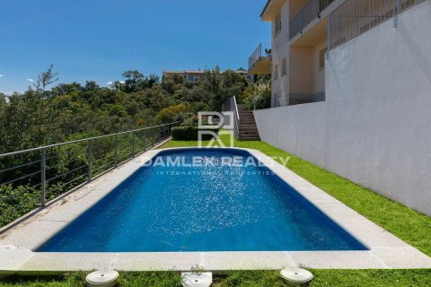 Huvila myytävänä Platja D'aro, Girona, Espanja, 3 makuuhuonetta, 300 m2 No. 176993 - kuva 2
