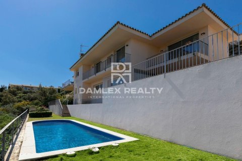 Huvila myytävänä Platja D'aro, Girona, Espanja, 3 makuuhuonetta, 300 m2 No. 176993 - kuva 3