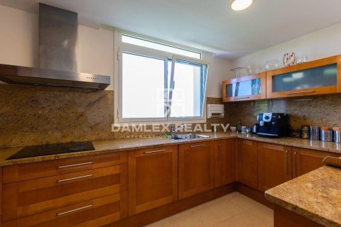 Huvila myytävänä Platja D'aro, Girona, Espanja, 3 makuuhuonetta, 300 m2 No. 176993 - kuva 11