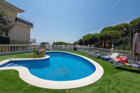 Willa w Lloret de Mar, Girona, Hiszpania 5 sypialni, 250 mkw. nr 176994 – zdjęcie 5
