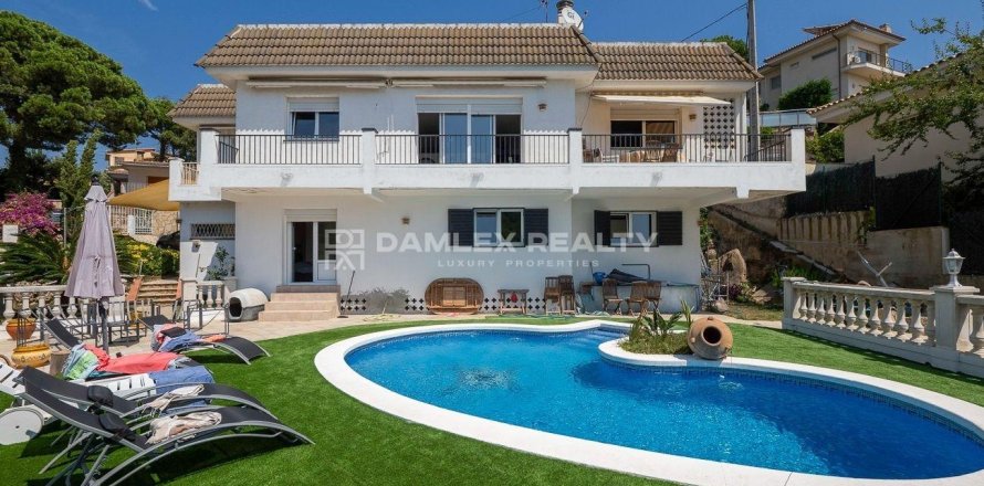Willa w Lloret de Mar, Girona, Hiszpania 5 sypialni, 250 mkw. nr 176994