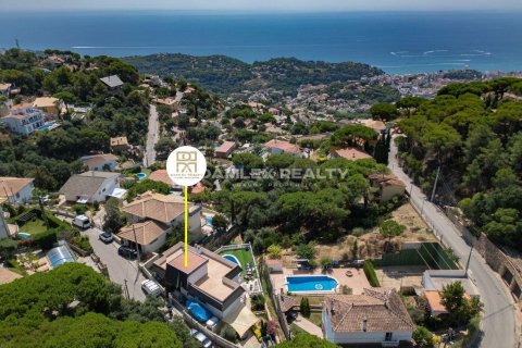 Willa w Lloret de Mar, Girona, Hiszpania 5 sypialni, 250 mkw. nr 176994 – zdjęcie 2