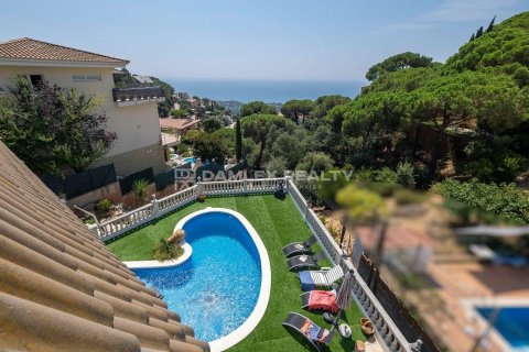 Willa w Lloret de Mar, Girona, Hiszpania 5 sypialni, 250 mkw. nr 176994 – zdjęcie 21