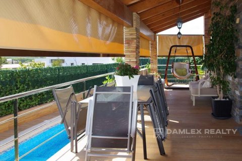 Dom w Santa Cristina d'Aro, Girona, Hiszpania 4 sypialnie, 507 mkw. nr 176992 – zdjęcie 3