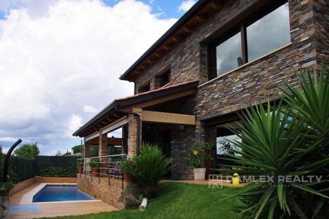 Dom w Santa Cristina d'Aro, Girona, Hiszpania 4 sypialnie, 507 mkw. nr 176992 – zdjęcie 5