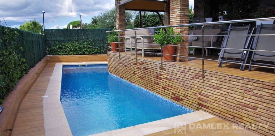 Dom w Santa Cristina d'Aro, Girona, Hiszpania 4 sypialnie, 507 mkw. nr 176992
