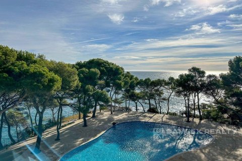 Huoneisto myytävänä Calonge, Girona, Espanja, 5 makuuhuonetta, 261 m2 No. 176995 - kuva 16
