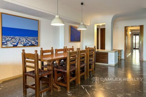 Huoneisto myytävänä Calonge, Girona, Espanja, 5 makuuhuonetta, 261 m2 No. 176995 - kuva 27