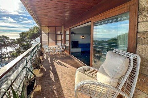 Huoneisto myytävänä Calonge, Girona, Espanja, 5 makuuhuonetta, 261 m2 No. 176995 - kuva 15