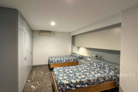 Huoneisto myytävänä Calonge, Girona, Espanja, 5 makuuhuonetta, 261 m2 No. 176995 - kuva 30