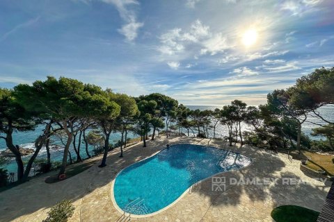 Huoneisto myytävänä Calonge, Girona, Espanja, 5 makuuhuonetta, 261 m2 No. 176995 - kuva 17