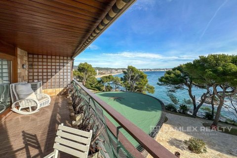 Huoneisto myytävänä Calonge, Girona, Espanja, 5 makuuhuonetta, 261 m2 No. 176995 - kuva 2