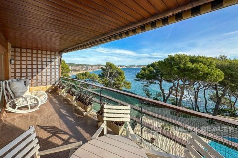 Huoneisto myytävänä Calonge, Girona, Espanja, 5 makuuhuonetta, 261 m2 No. 176995 - kuva 12