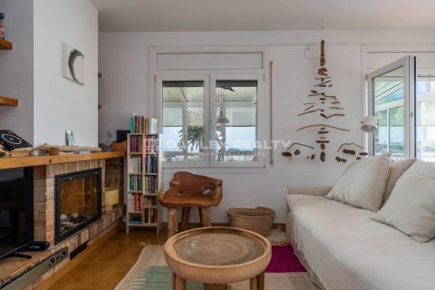 Dom w Sant Feliu de Guixols, Girona, Hiszpania 3 sypialnie, 336 mkw. nr 176996 – zdjęcie 11